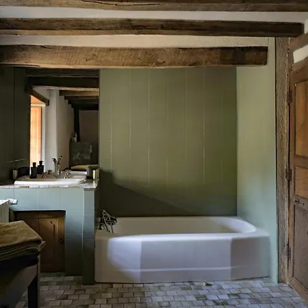 Maison d'hôtes Clos Saint Léonard *