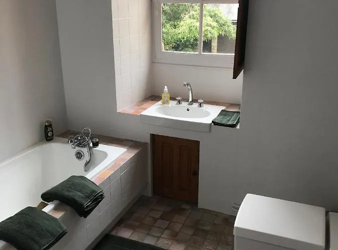 Clos Saint Leonard Guest house 3*