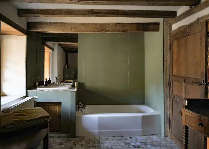 Guest house Clos Saint Leonard 3*